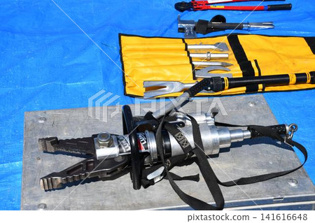 Rescue team equipment and supplies 141616648