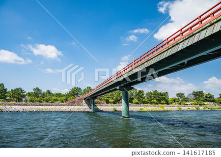 Uji River scenery, Asagiri Bridge, Uji City, Kyoto Prefecture Uji River scenery, Asagiri Bridge, Uji City, Kyoto Prefecture 141617185