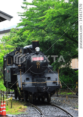 若狹鐵道的 C12-167 型機車,採用壓縮空氣驅動進行修復,現在用於 SL(蒸汽機車)體驗駕駛(攝於 2026 年 6 月 20 日)。 若狹鐵道的 C12-167 型機車,採用壓縮空氣驅動進行修復,現在用於 SL(蒸汽機車)體驗駕駛(攝於 2026 年 6 月 20 日)。 141617570