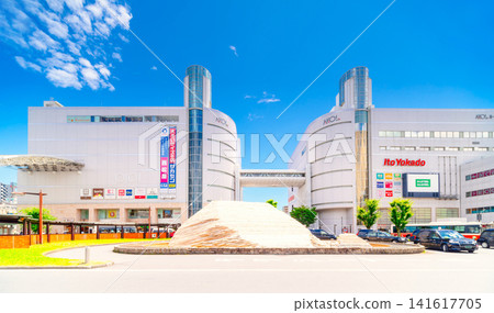 東武伊勢崎線,草加站,東口景色(使用移軸鏡頭拍攝) 東武伊勢崎線,草加站,東口景色(使用移軸鏡頭拍攝) 141617705