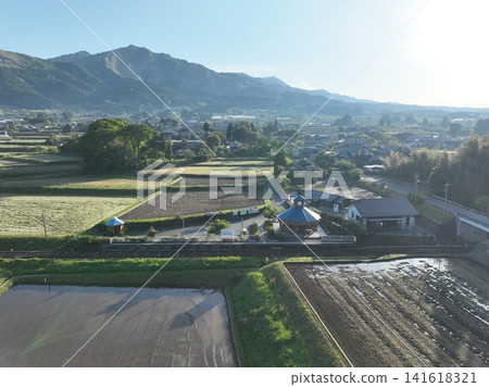 南阿蘇水之夢佐藤白水高原站和阿蘇山 南阿蘇水之夢佐藤白水高原站和阿蘇山 141618321