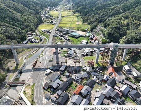 The stunning summer view of the Amarube Bridge and the Sea of Japan The stunning summer view of the Amarube Bridge and the Sea of Japan 141618513
