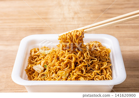 杯炒麵 141620900