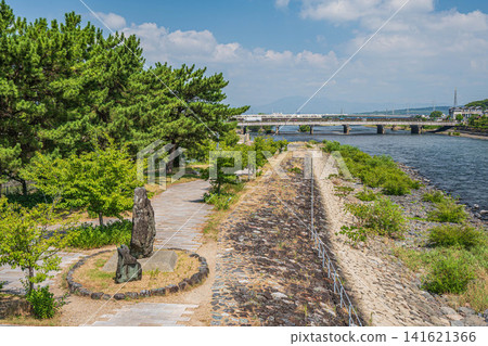 京都府宇治市宇治公園內的宇治川橘島,宇治川風光 京都府宇治市宇治公園內的宇治川橘島,宇治川風光 141621366