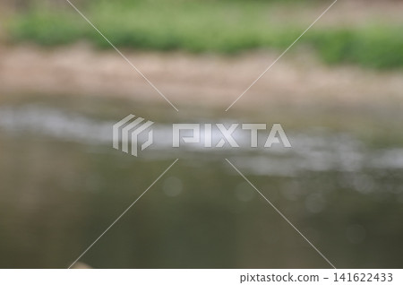Background materials featuring reflections of scenery on the surface of ponds and rivers. Background materials featuring reflections of scenery on the surface of ponds and rivers. 141622433