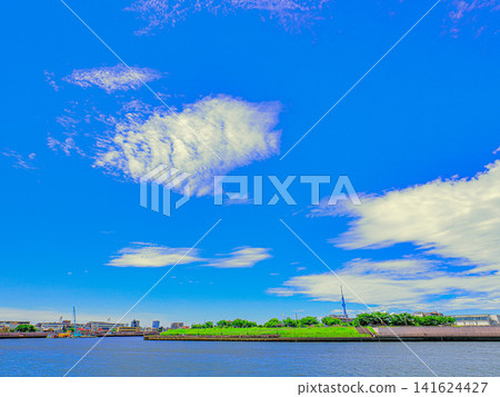 A view of Nakagawa under a clear summer sky. 141624427