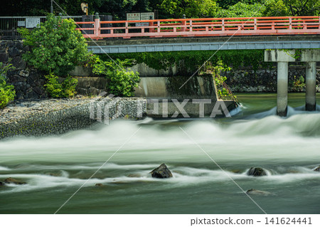 Uji River scenery, Kanryu Bridge, Uji City, Kyoto Prefecture Uji River scenery, Kanryu Bridge, Uji City, Kyoto Prefecture 141624441