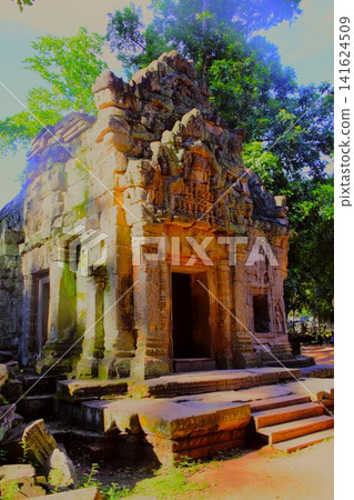 柬埔寨塔布隆寺的古老高棉建築 柬埔寨塔布隆寺的古老高棉建築 141624509