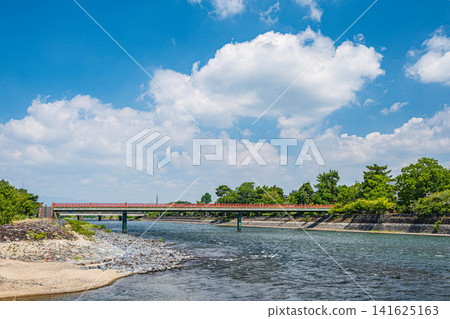 Uji River scenery, Asagiri Bridge, Uji City, Kyoto Prefecture Uji River scenery, Asagiri Bridge, Uji City, Kyoto Prefecture 141625163