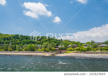 Uji River scenery, Uji Park, Uji City, Kyoto Prefecture Uji River scenery, Uji Park, Uji City, Kyoto Prefecture 141625643