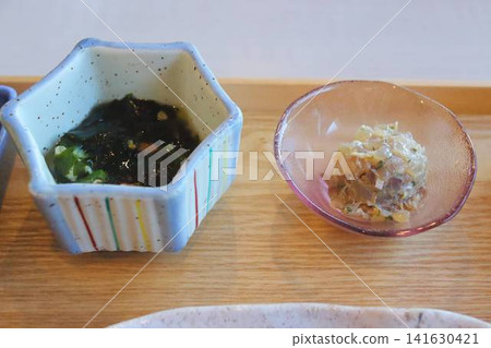 Fresh horse mackerel namero and vinegared appetizers to enjoy at izakayas and inns Fresh horse mackerel namero and vinegared appetizers to enjoy at izakayas and inns 141630421