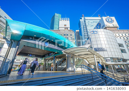 Yurikamome Shimbashi Station Yurikamome Shimbashi Station 141638093