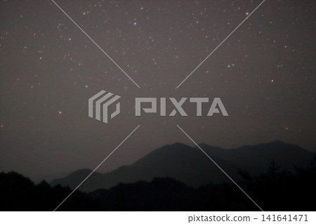奈良縣能瀨川村的夏日星空 奈良縣能瀨川村的夏日星空 141641471