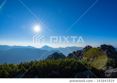 [Mountain scenery] View of Mt. Otensho from the Higashi-Kama Ridge [Nagano Prefecture] 141641919