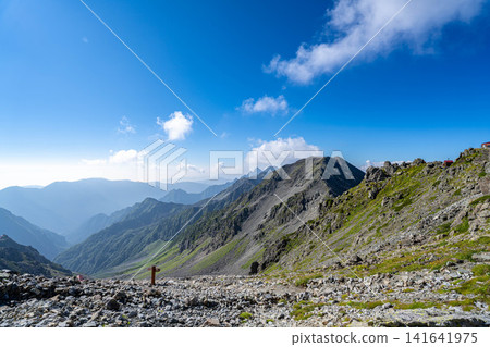 【山景】從槍嶽山肩眺望奧穗高岳地區【長野縣】 【山景】從槍嶽山肩眺望奧穗高岳地區【長野縣】 141641975