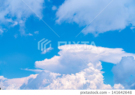 【天空素材】從長野縣長嶽山頂看到的夏日天空 【天空素材】從長野縣長嶽山頂看到的夏日天空 141642648