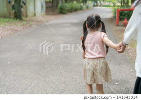 姐妹們攜手同行 141643014