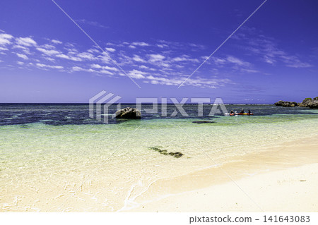 宮古島波來泉海灘的景色 宮古島波來泉海灘的景色 141643083