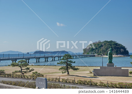 Takeshima Park, Fujiwara no Shunzei statue, Takeshima Bridge Takeshima Park, Fujiwara no Shunzei statue, Takeshima Bridge 141644489