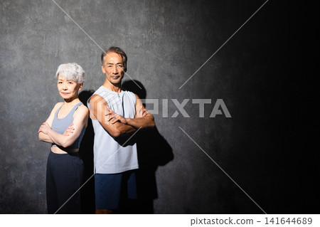 Senior men and women in training wear Sports image Senior men and women in training wear Sports image 141644689