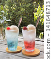 粉紅色和淺藍色泳圈 - 夏季 141648713