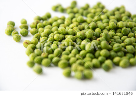 Japanese pepper (up) Japanese pepper (up) 141651846