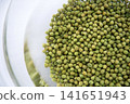 Sansho pepper being blanched to remove bitterness 141651943