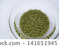 Sansho pepper being blanched to remove bitterness 141651945