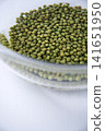 Sansho pepper being blanched to remove bitterness 141651950