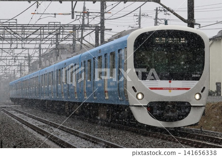 Seibu Shinjuku Line, Seibu 30000 series Seibu Shinjuku Line, Seibu 30000 series 141656338