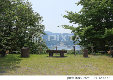A rest area on the road from Ishihama to Gozenhama, with a view of Onagawa Bay (Onagawa Town, Miyagi Prefecture) A rest area on the road from Ishihama to Gozenhama, with a view of Onagawa Bay (Onagawa Town, Miyagi Prefecture) 141656538