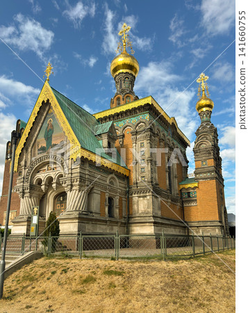 Russian Orthodox Chapel with golden onion domes on Mathildenhoehe in Darmstadt, Germany Russian Orthodox Chapel with golden onion domes on Mathildenhoehe in Darmstadt, Germany 141660755