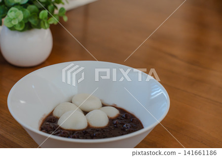 暖暖的麻糬球 暖暖的麻糬球 141661186