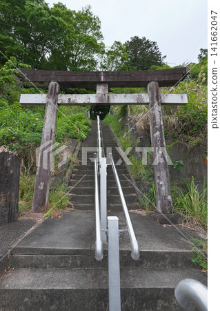 Futamata Castle Ruins, Torii Gate on the Main Enclosure Earthwork, May Futamata Castle Ruins, Torii Gate on the Main Enclosure Earthwork, May 141662047