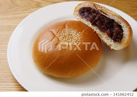 Delicious anpan Delicious anpan 141662452