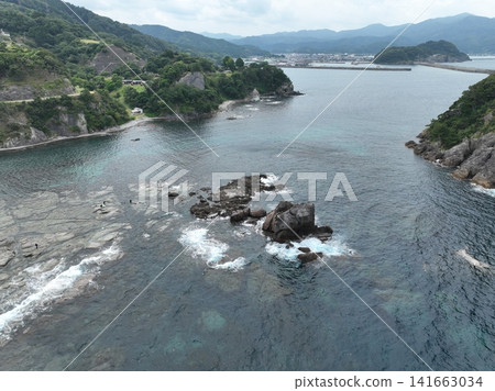 青蛙島和今倉海灘,日本海的夏天 青蛙島和今倉海灘,日本海的夏天 141663034