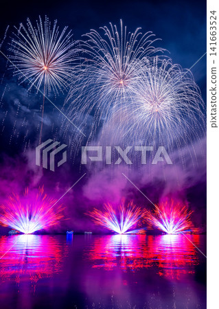 (Kanagawa Prefecture) Lake Ashi Summer Festival - Lake Festival Fireworks Display (Kanagawa Prefecture) Lake Ashi Summer Festival - Lake Festival Fireworks Display 141663524