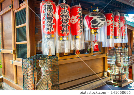 Ichihime Shrine, the blessings of the Five Goddesses: protection from misfortune for women, protection of women, childbirth, child-rearing, good fortune in relationships, and fulfillment of one wish. Ichihime Shrine, the blessings of the Five Goddesses: protection from misfortune for women, protection of women, childbirth, child-rearing, good fortune in relationships, and fulfillment of one wish. 141668695
