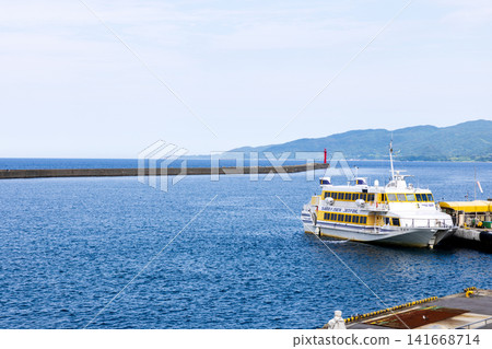 Summer scenery at Ryotsu Port on Sado Island Summer scenery at Ryotsu Port on Sado Island 141668714