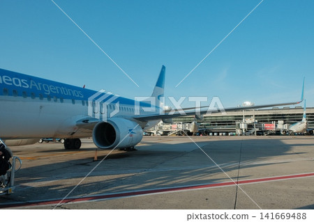 烏斯懷亞機場和飛機 烏斯懷亞機場和飛機 141669488