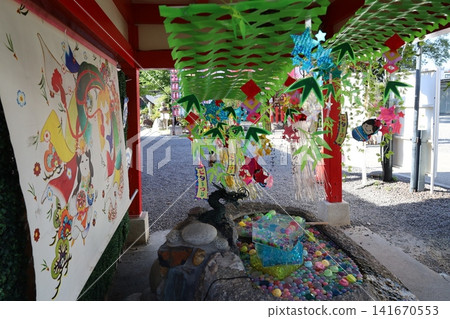 愛知縣名古屋市北區和江神社的庭院景色。 愛知縣名古屋市北區和江神社的庭院景色。 141670553