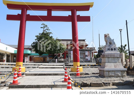 從愛知縣名古屋市千種區上野天滿宮的庭院景色望去。 從愛知縣名古屋市千種區上野天滿宮的庭院景色望去。 141670555