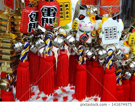 Tokyo Asakusa souvenir shop Tokyo Asakusa souvenir shop 141674975