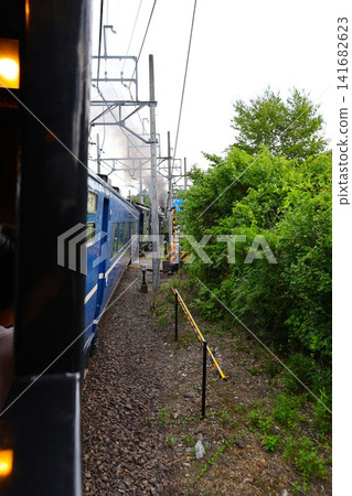 「SL Taiju」號列車駛過鬼怒川大橋 141682623