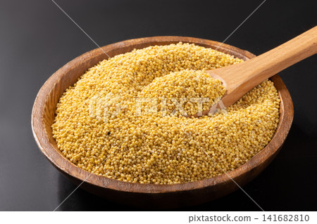 [Iwate Prefecture] Yellow glutinous millet 141682810