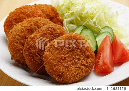 美味的炸肉餅 美味的炸肉餅 141683156