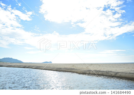 Itoshima summer vacation: A sandy beach floating on the sea Itoshima summer vacation: A sandy beach floating on the sea 141684490