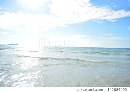 Summer vacation in Itoshima: Blue sea and sky Summer vacation in Itoshima: Blue sea and sky 141684493