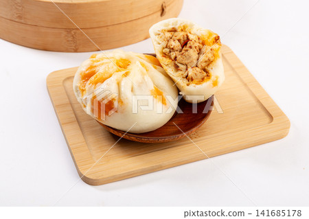 steamed Tofu Filled Chinese Bun with Spicy Flavor Filling steamed Tofu Filled Chinese Bun with Spicy Flavor Filling 141685178