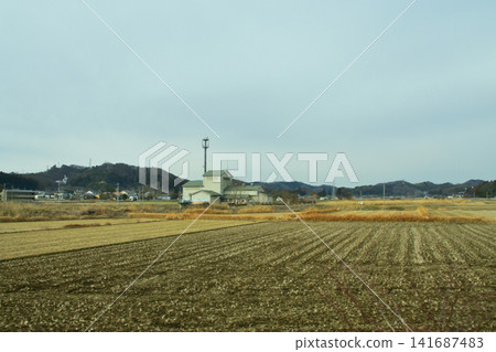 從JR東日本東北本線泉崎站到矢吹站的列車車窗外景色(2023年冬季) 從JR東日本東北本線泉崎站到矢吹站的列車車窗外景色(2023年冬季) 141687483